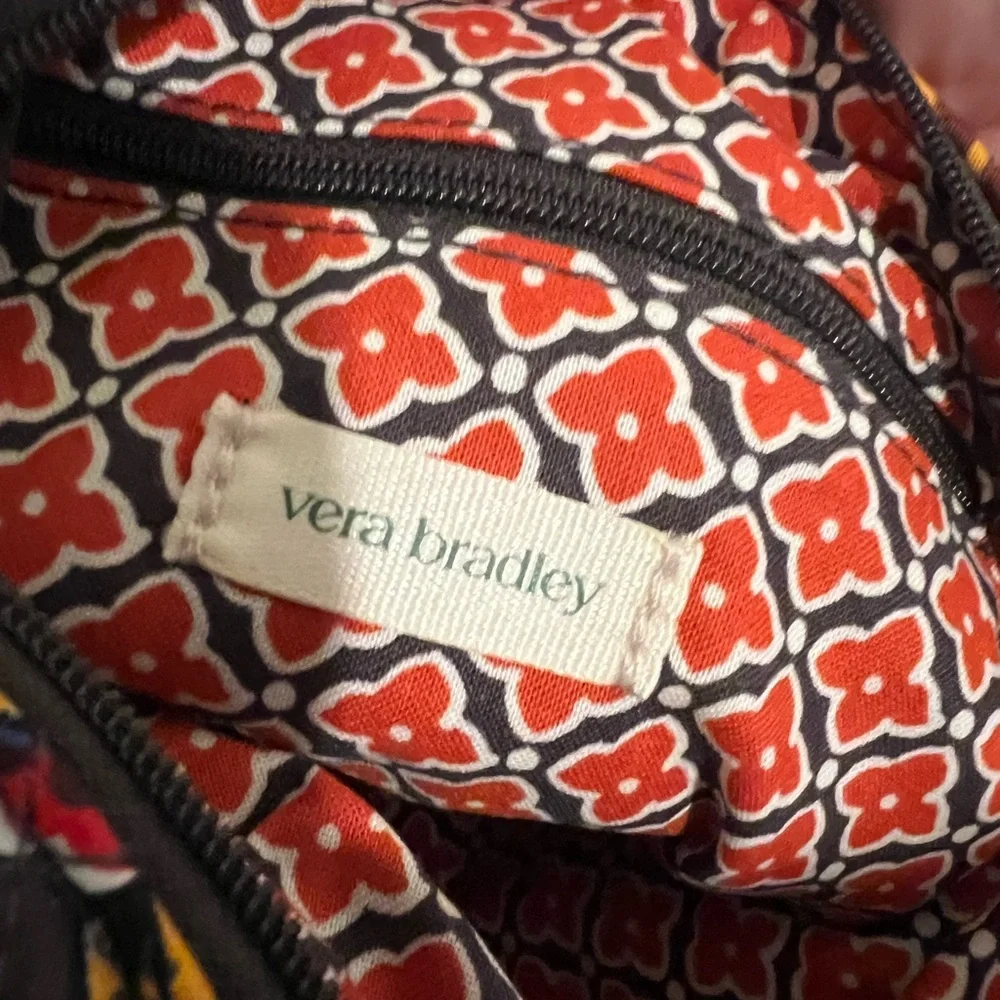 Vera Bradley Blake Crossbody Bag in Pattern Colorful Bouquet Floral Preppy